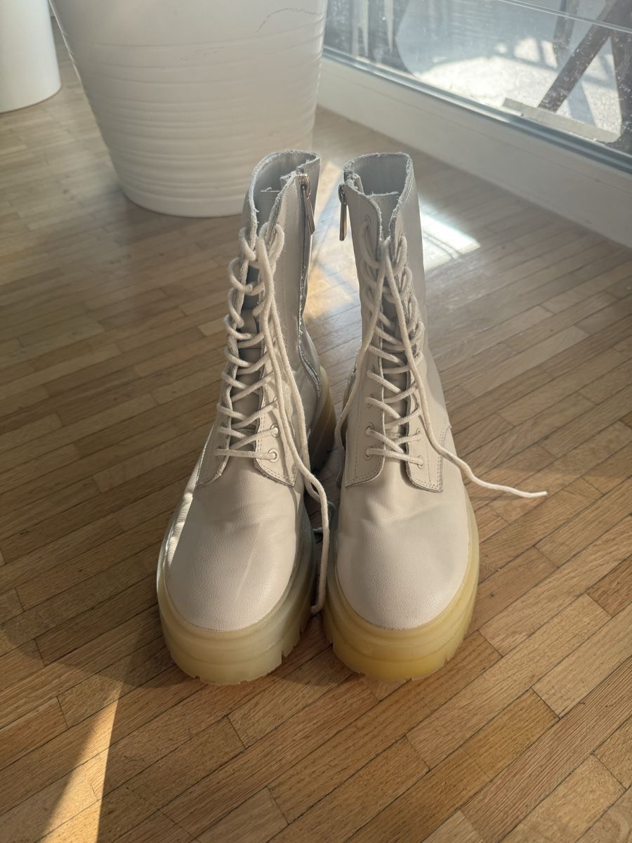 Stradivarius Scarpe da donna: Bottines Stradivarius 37 – Usato da Genève venduto da van_yjj2
