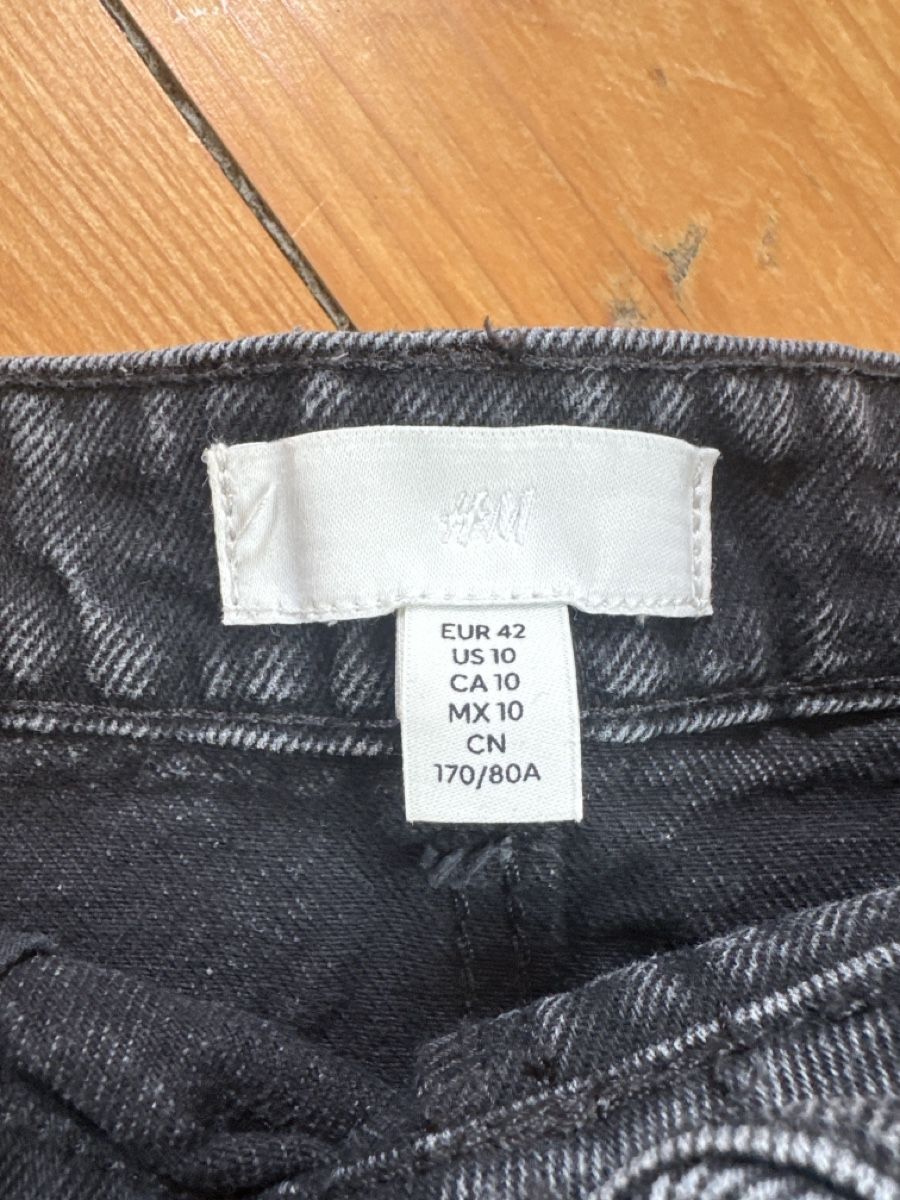 H&M Pantalons: Shorts Jeans – D'occasion à Zuerich par Christina.h 1