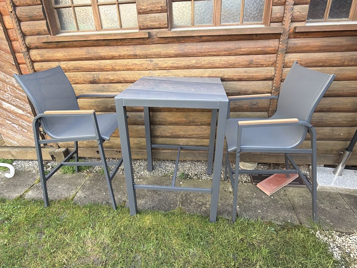 Hocker: Hocker  garten – Gebraucht aus Busswil BE von FLURIBOY1