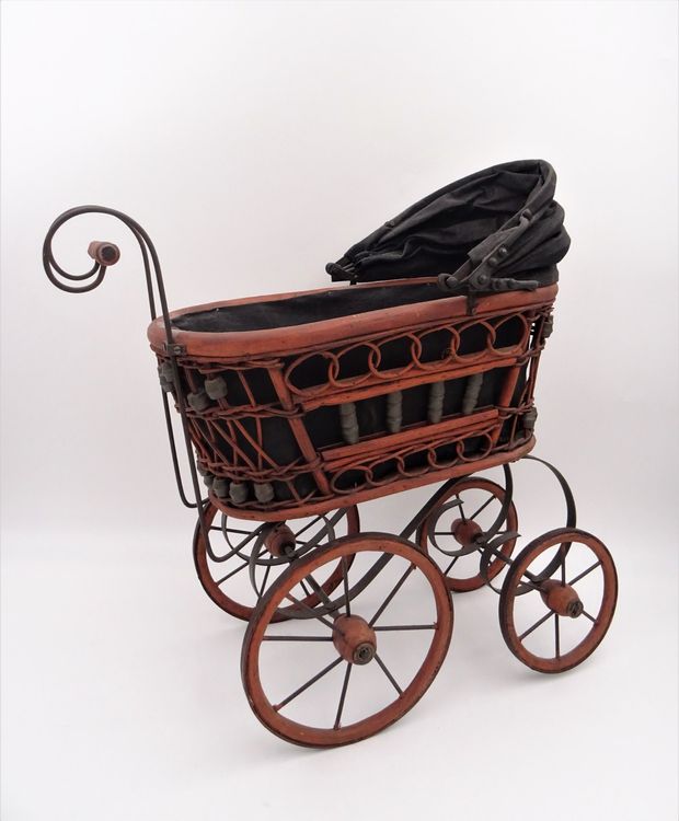 Puppenwagen aus Holz
