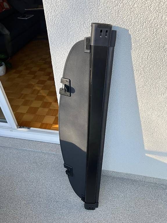 Toutes les pièces auto: VW touran trunk cover – D'occasion à Aigle par koa_j7fx