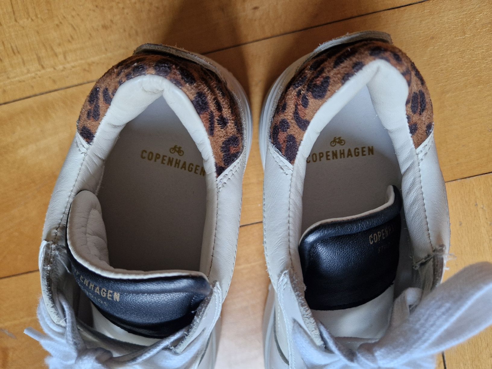 Copenhagen Scarpe da donna: Copenhagen Studios Sneaker Gr. 38 Weiss Leopardenmuster – Usato da Innerberg venduto da Noe25 3