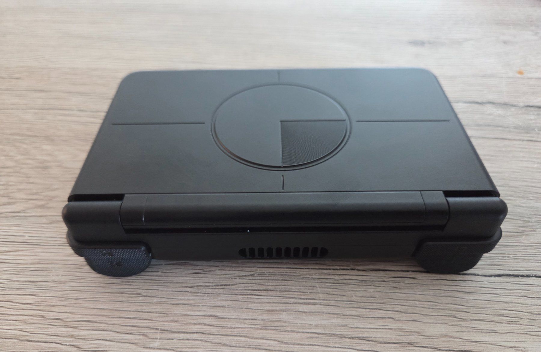 Retroid Consoles: Retroid Pocket Flip 2 – D'occasion à Wauwil par SimXM78 6