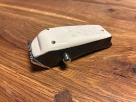 Feuerzeug in Bartschneider Optik