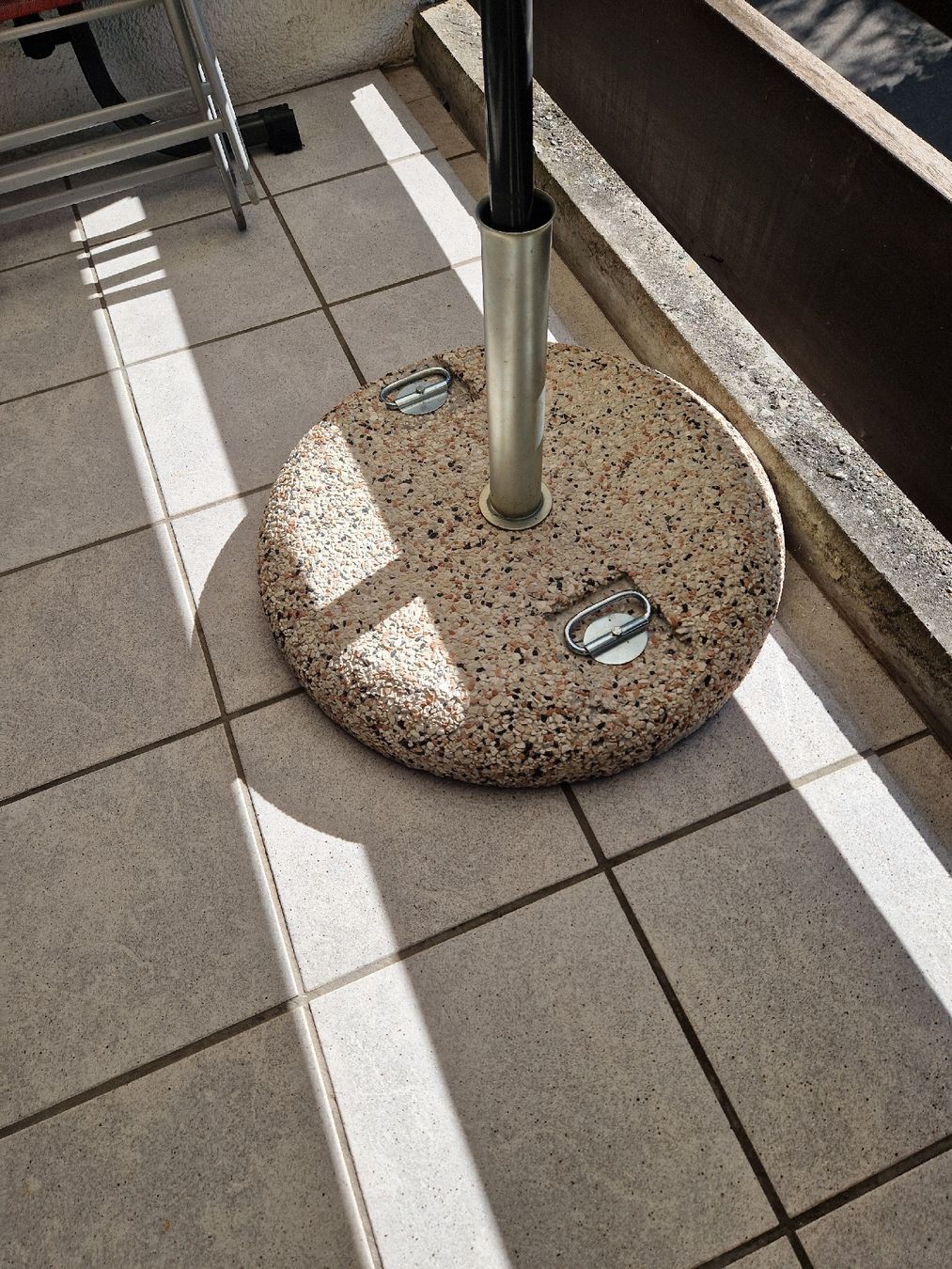 Sonstiges: Sonnenschirmsockel – Neu (gemäss Beschreibung) aus Ipsach von Sabinet 1