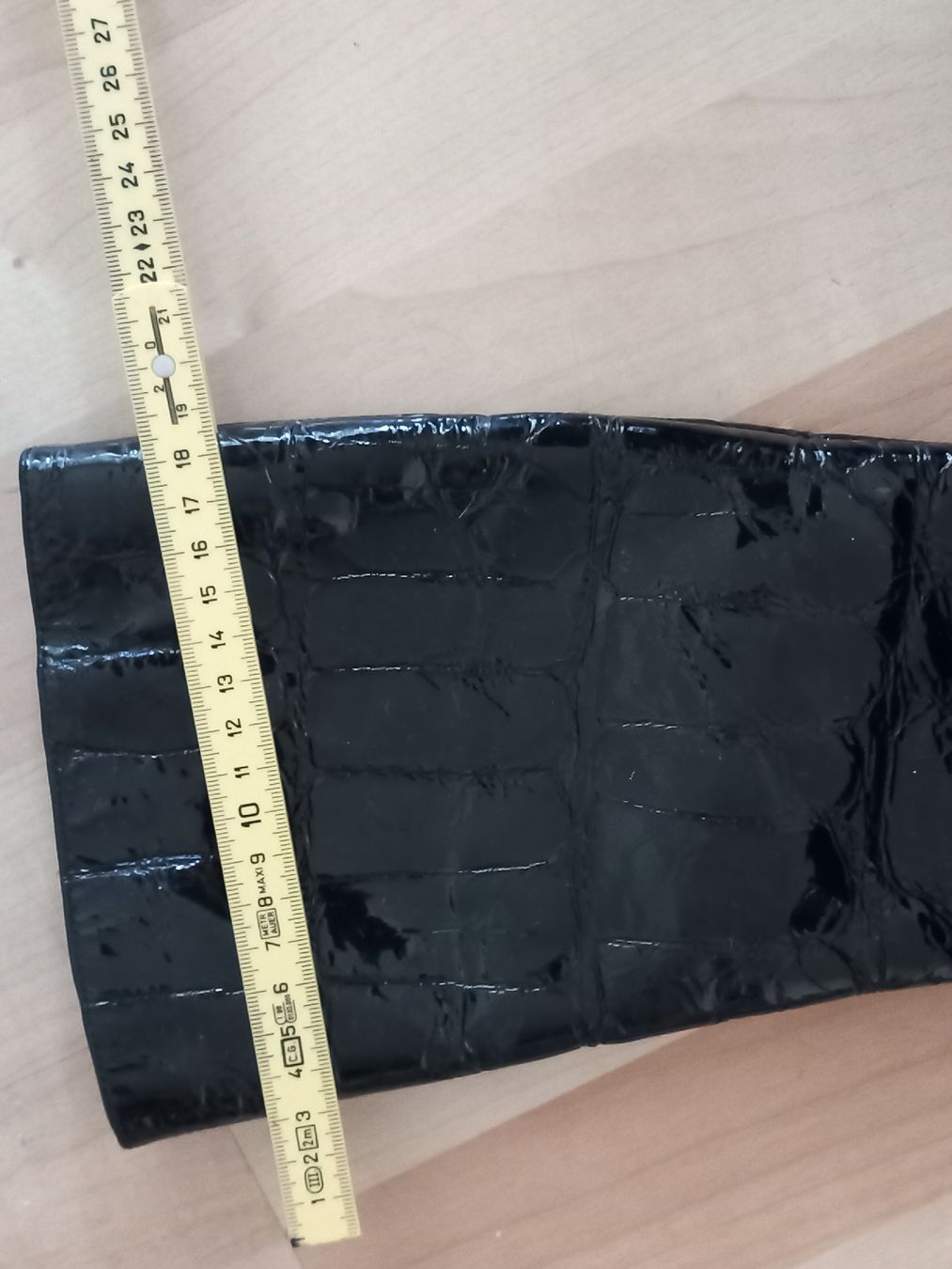 Damenschuhe: Echte Lackleder-Stiefel Gr. 37 – Gebraucht aus Wanzwil von lonelybeachhouse 1