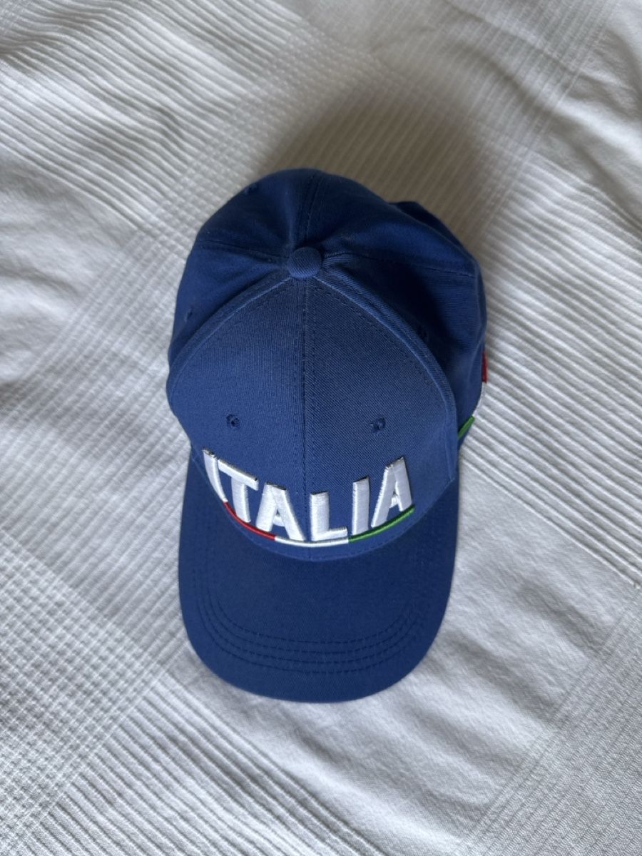 Copricapi, berretti & cappellini: Italia Cap Blau – Usato da Zürich venduto da edit_closet