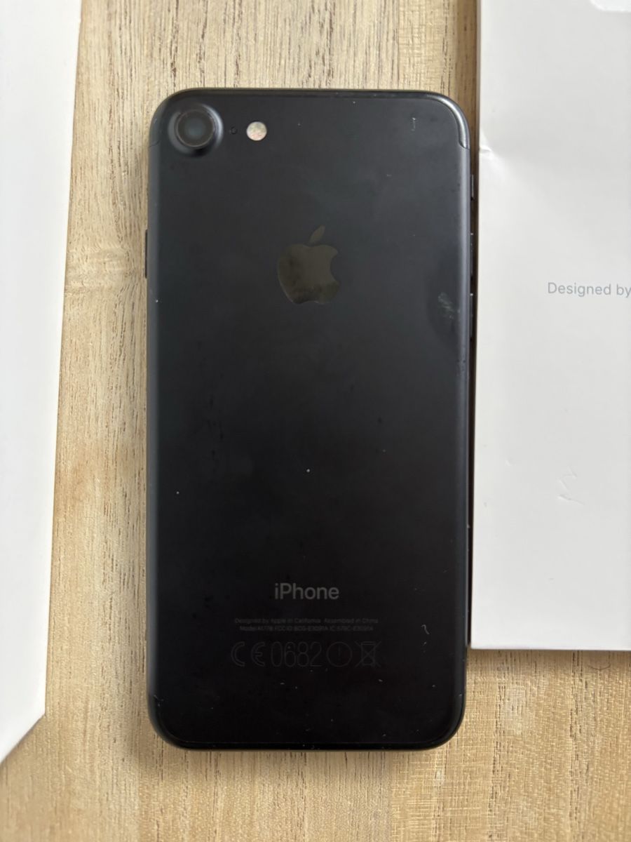 Apple Portables: iPhone 7 in good condition – D'occasion à Belfaux par vik_c6z2 2