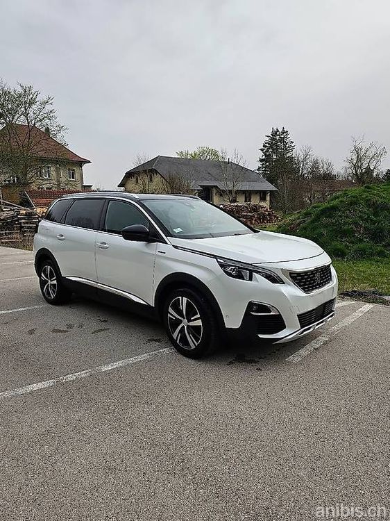 Peugeot 5008 1.5 BlueHDI Business Line