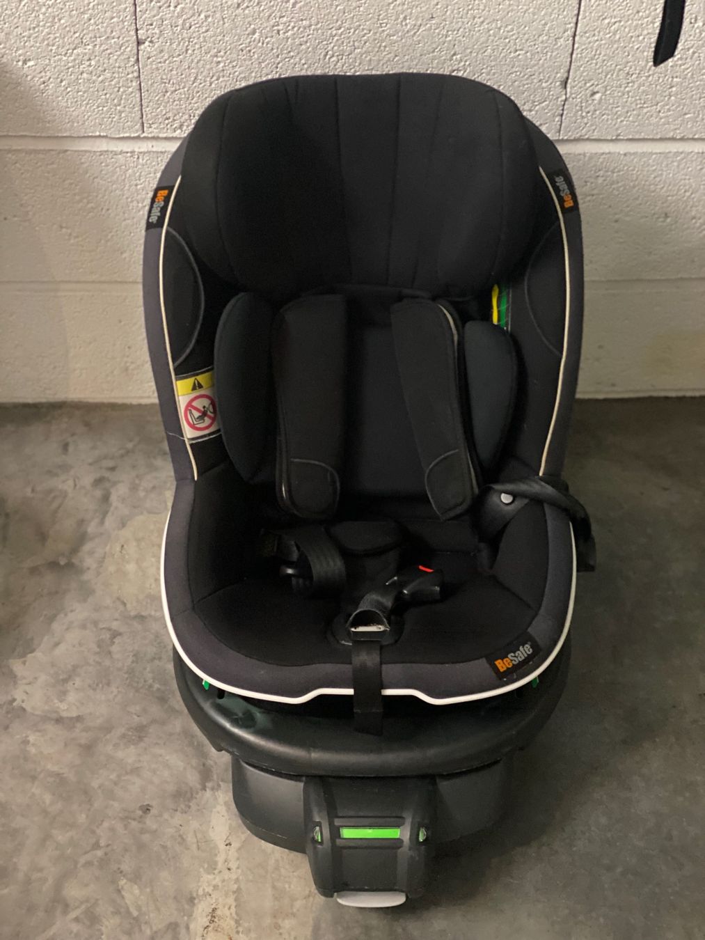 Auto-Kindersitze: siège auto be safe avec base isofix – Gebraucht aus Petit-Lancy von anneton