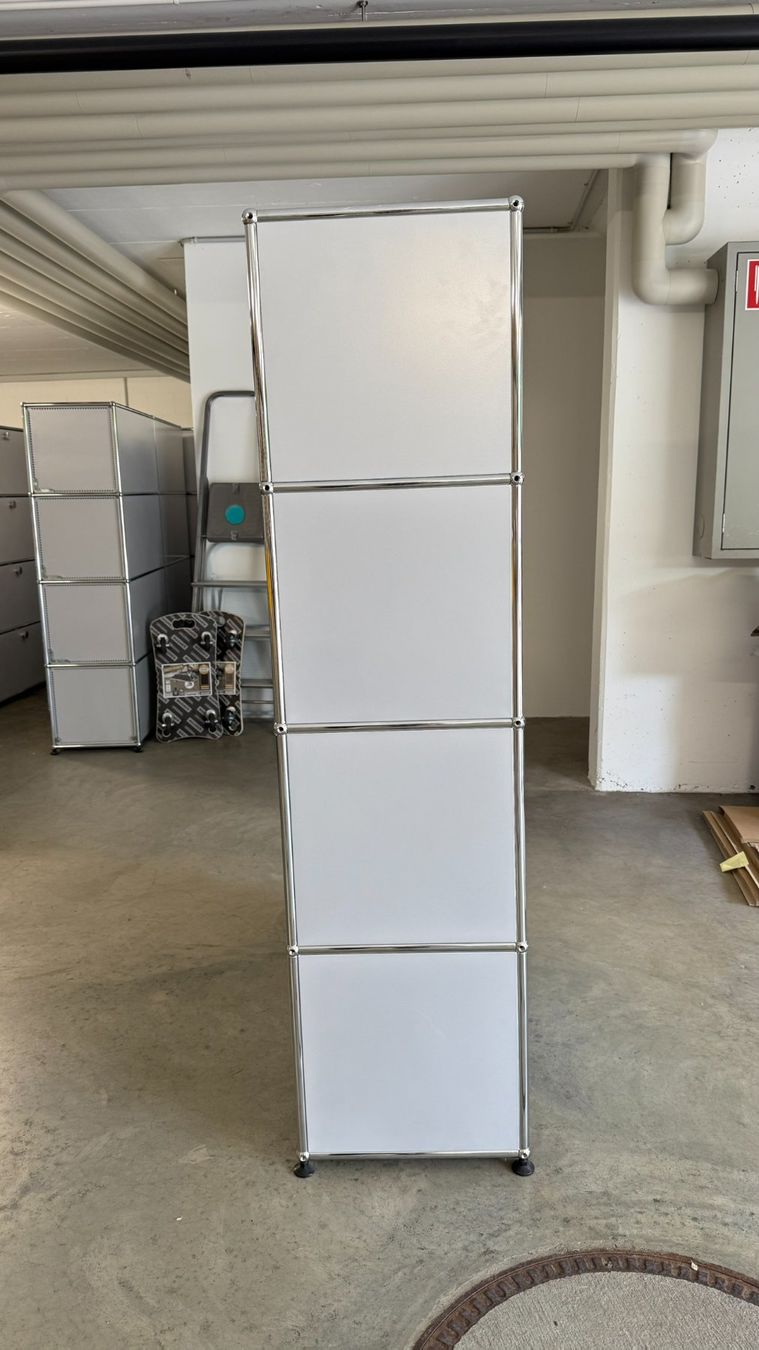 USM Scaffali: USM Haller Schrank – Usato da Sursee venduto da Buerobedarf 2