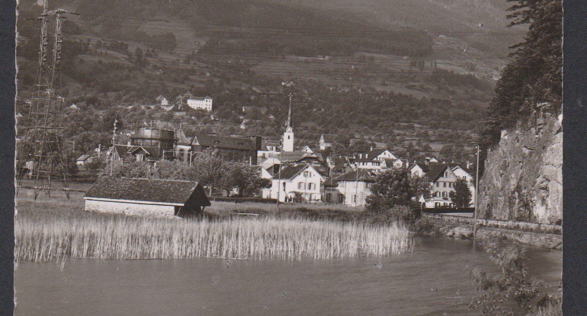Cartoline postali: Seewen  SZ   :   alte Ansichtskarte um 1940 – Usato da Vitznau venduto da Ropaku 1