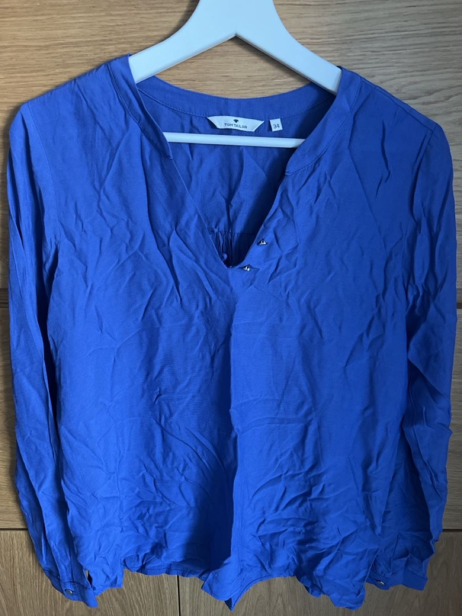 Tom Tailor Camicette: Camicetta blu TOM TAILOR taglia 34 ottime condizioni – Nuovo (secondo la descrizione) da Breganzona venduto da Lorcary