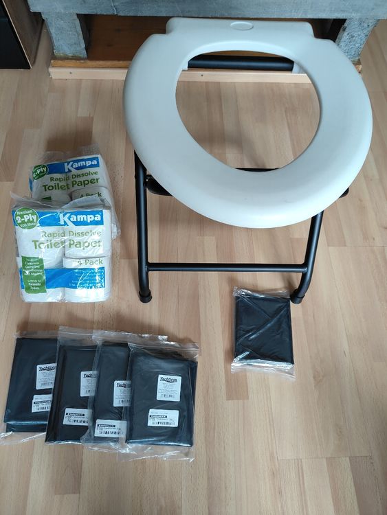 WC: Campingtoilette mit Zubehör Neu – Neu (gemäss Beschreibung) aus Mols von Naebetsee2.0