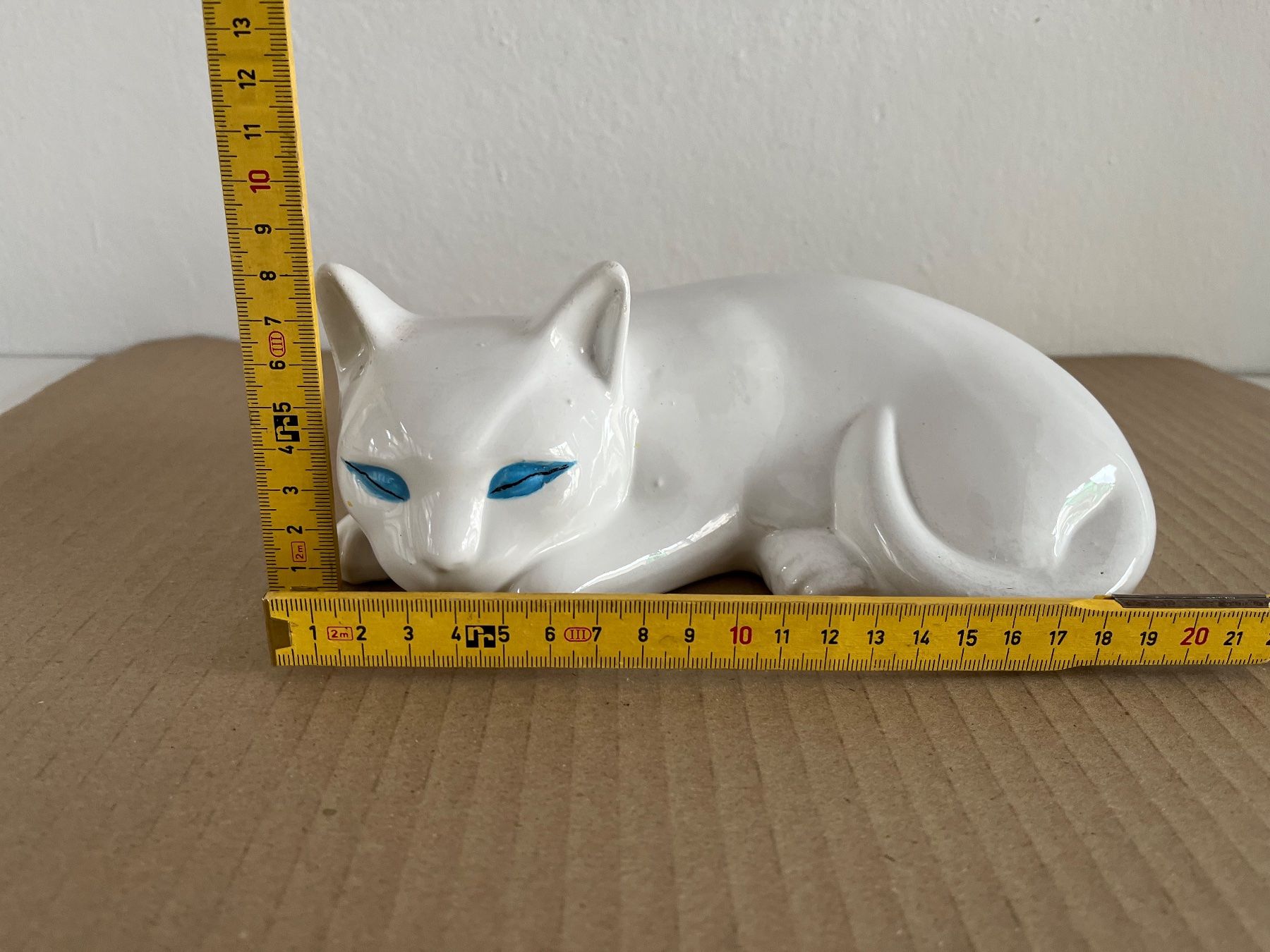 Figuren: Katze aus Keramik / weiss glasiert – Gebraucht aus Wetzikon ZH von seli03 6