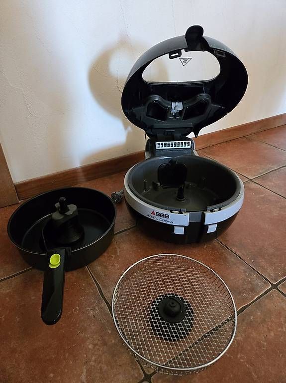 Appareils de cuisine: Friteuse ActiFry – D'occasion à Arconciel par gab_c8l2 3