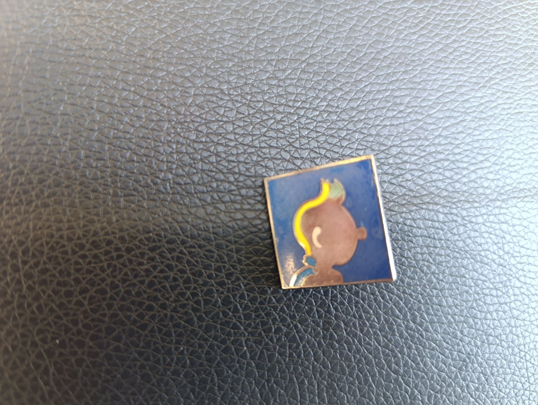 Placchette & Badge: Hergé TINTIN - Pin Corner 172 – Usato da Prangins venduto da Timband 1