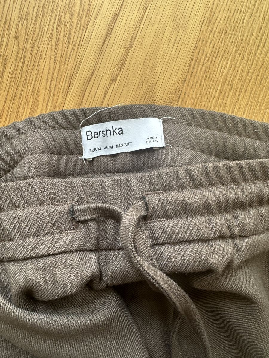 Bershka Pantaloni: Bershka Pants Size M Brown Zipper Pockets – Nuovo (secondo la descrizione) da Brittnau venduto da iBazuka 1