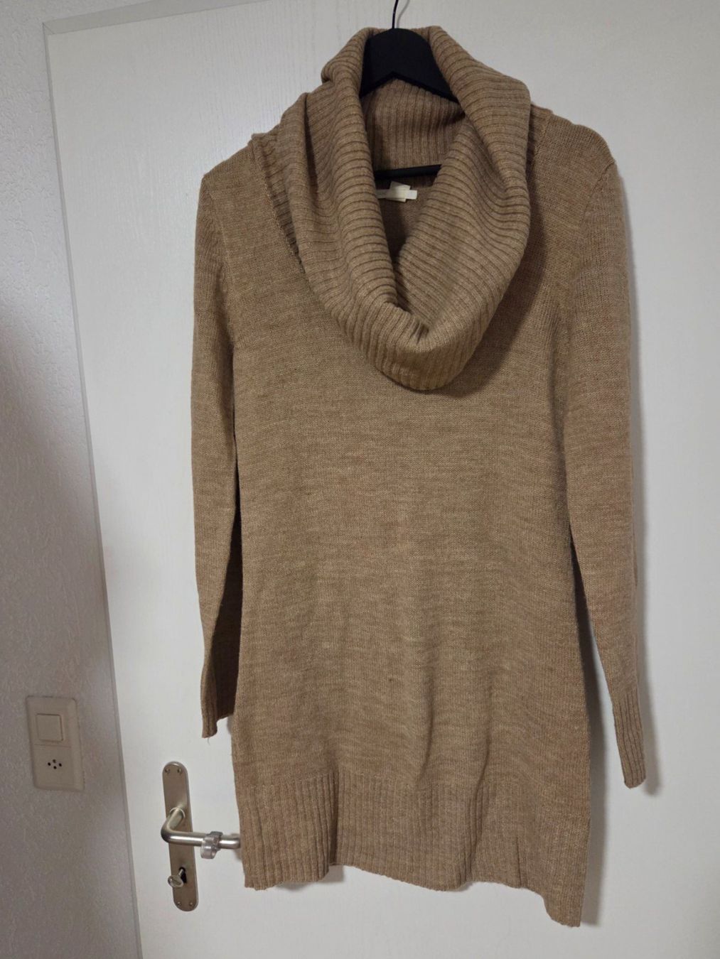 Maglioni & Felpe: Kuscheliges Set (Gr. 40/42): 3 lange Strickpullover / Kleid – Usato da Abtwil AG venduto da MaVo.0710 4