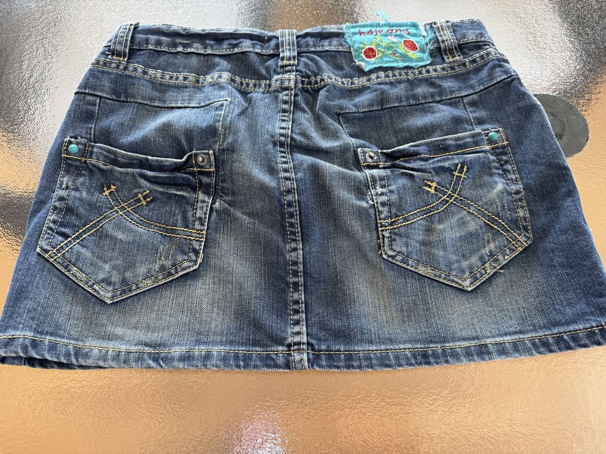 Röcke: Urban Jeans Minirock mit Strassknopf – Gebraucht aus Schöftland von Guccigirl 1