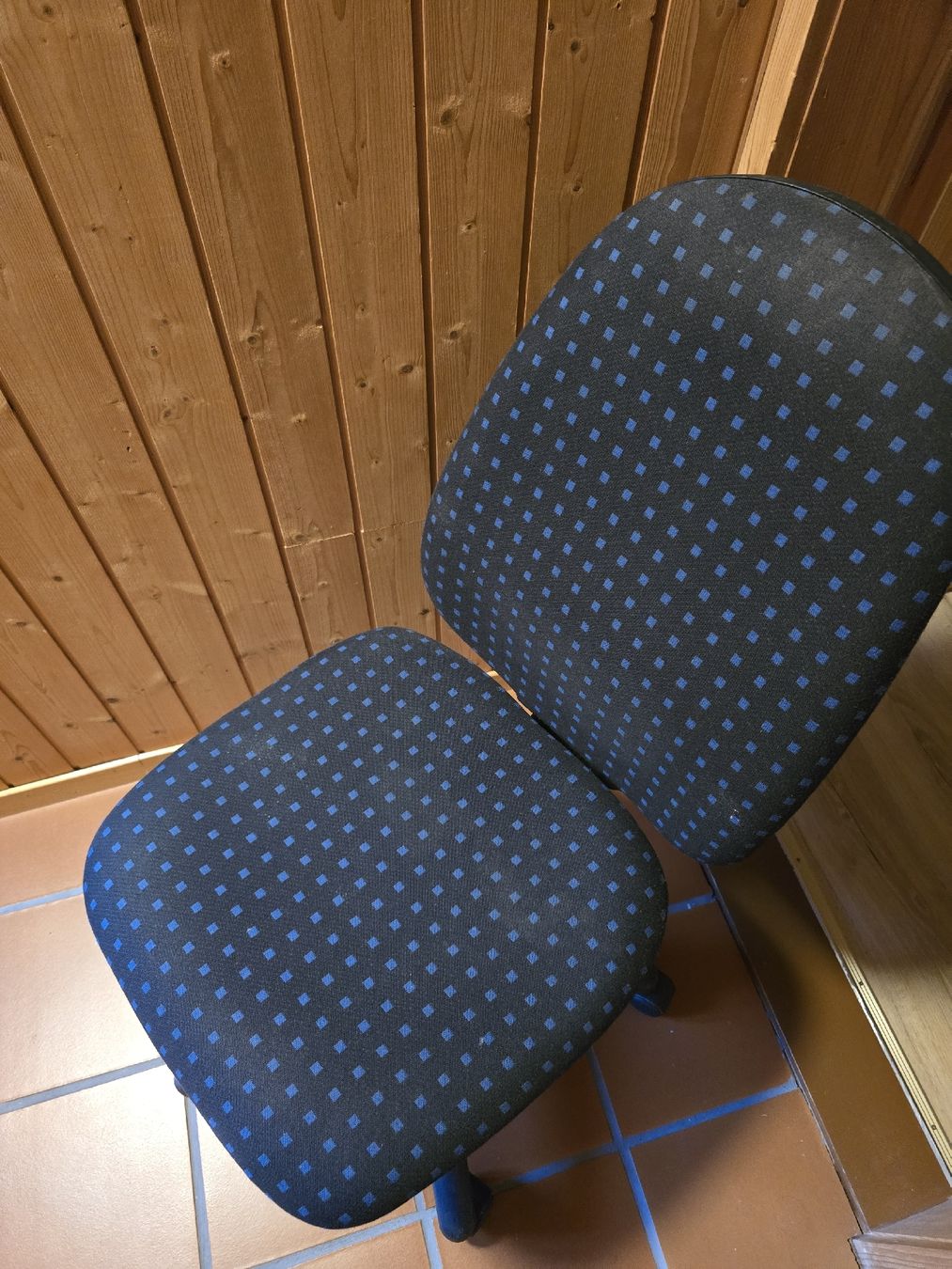 Sedie: Bürostuhl Stoff blau-schwarz gebraucht – Usato da Flühli LU venduto da Li.macher 4