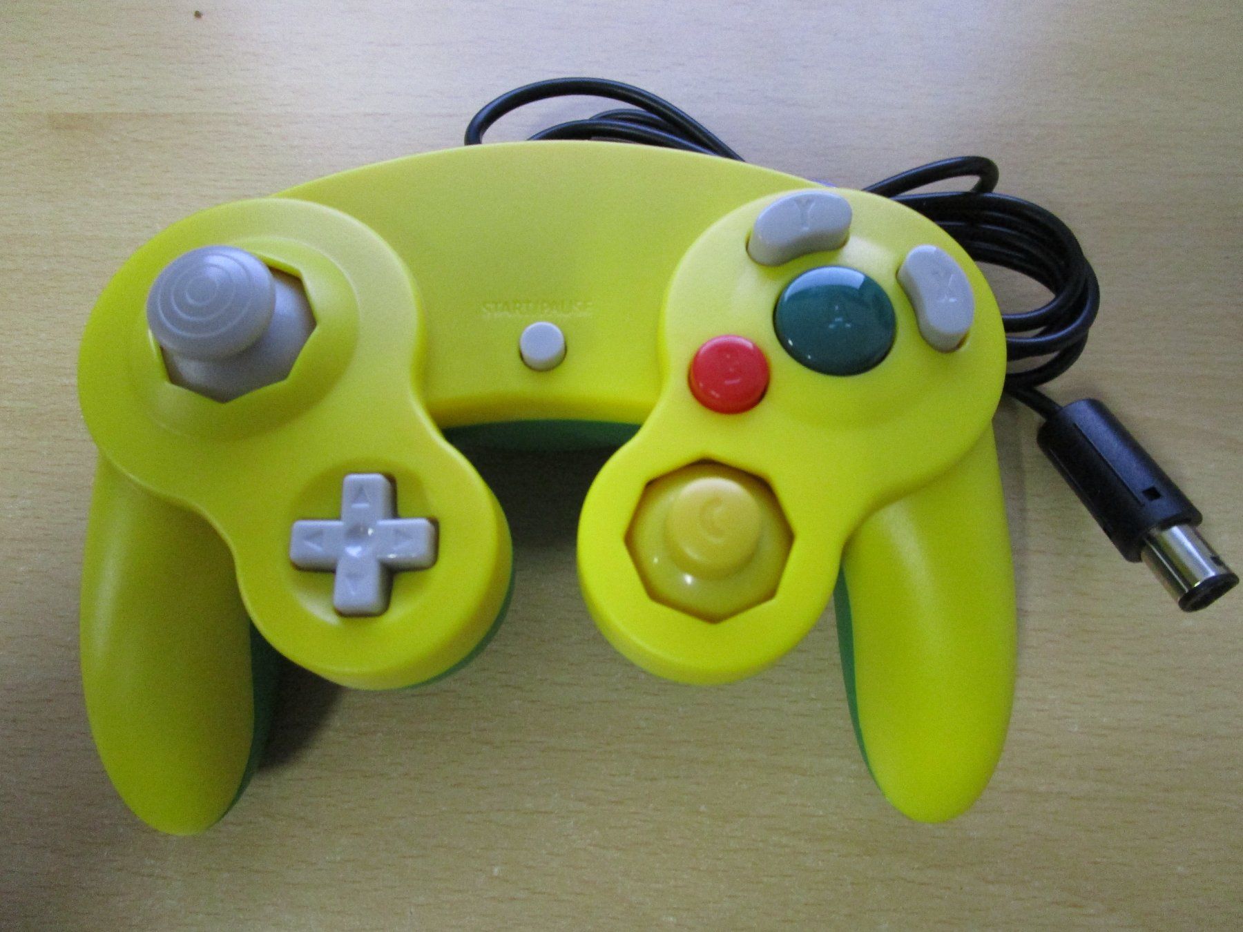 Controller: Game Cube Controller Joypad Bowser yellow green gelb/grünNEU – Nuovo (secondo la descrizione) da Goldau venduto da agestuffer 1