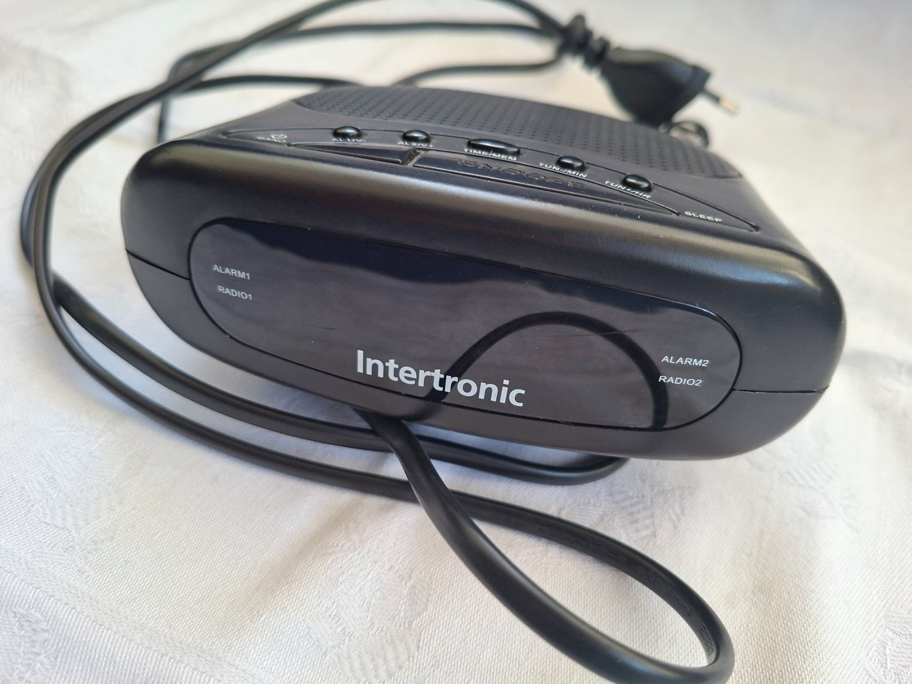 Réveils: Radio Wecker  Intertronic – D'occasion à Läufelfingen par jac_vp95 1