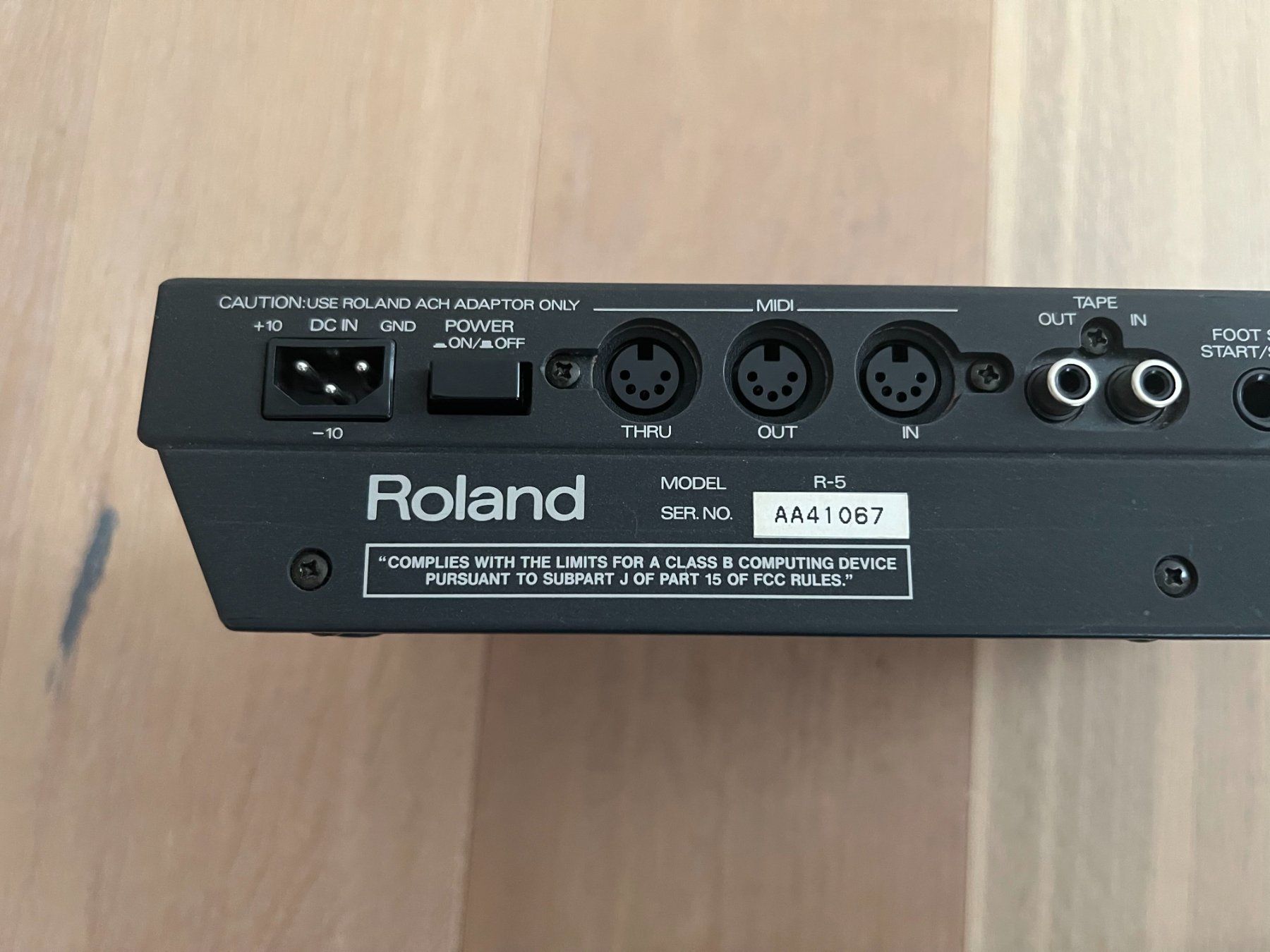 Roland Strumenti musicali: Roland R-5 Human Rhythm Composer Drum Machine – Usato da Bern venduto da memorymoog 2