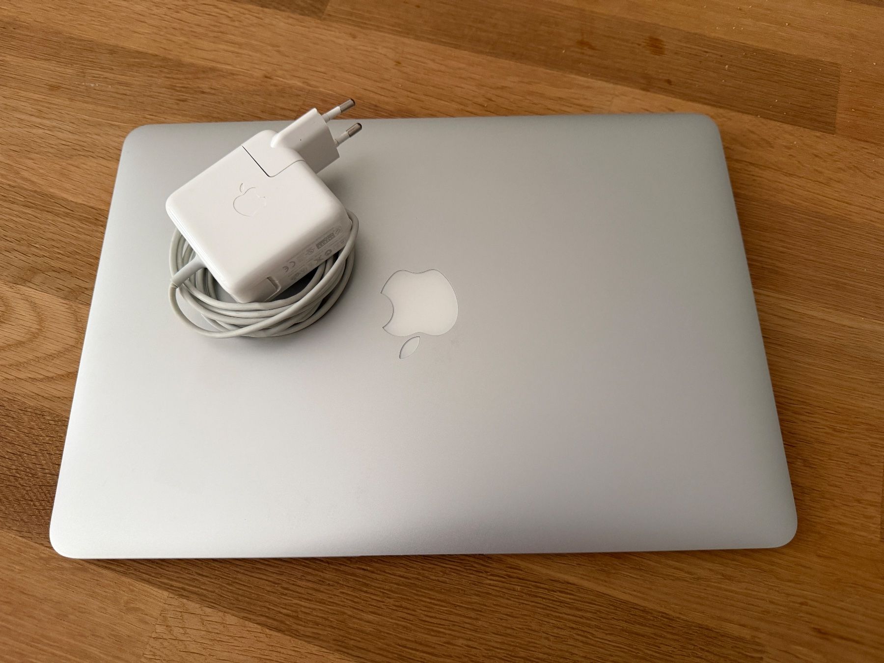 Apple Notebook: Apple MacBook Air 13-Zoll - nur 167 Ladezyklen – Usato da Niederhasli venduto da MT660 6