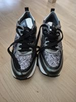 Keys Sneakers Grösse 39
