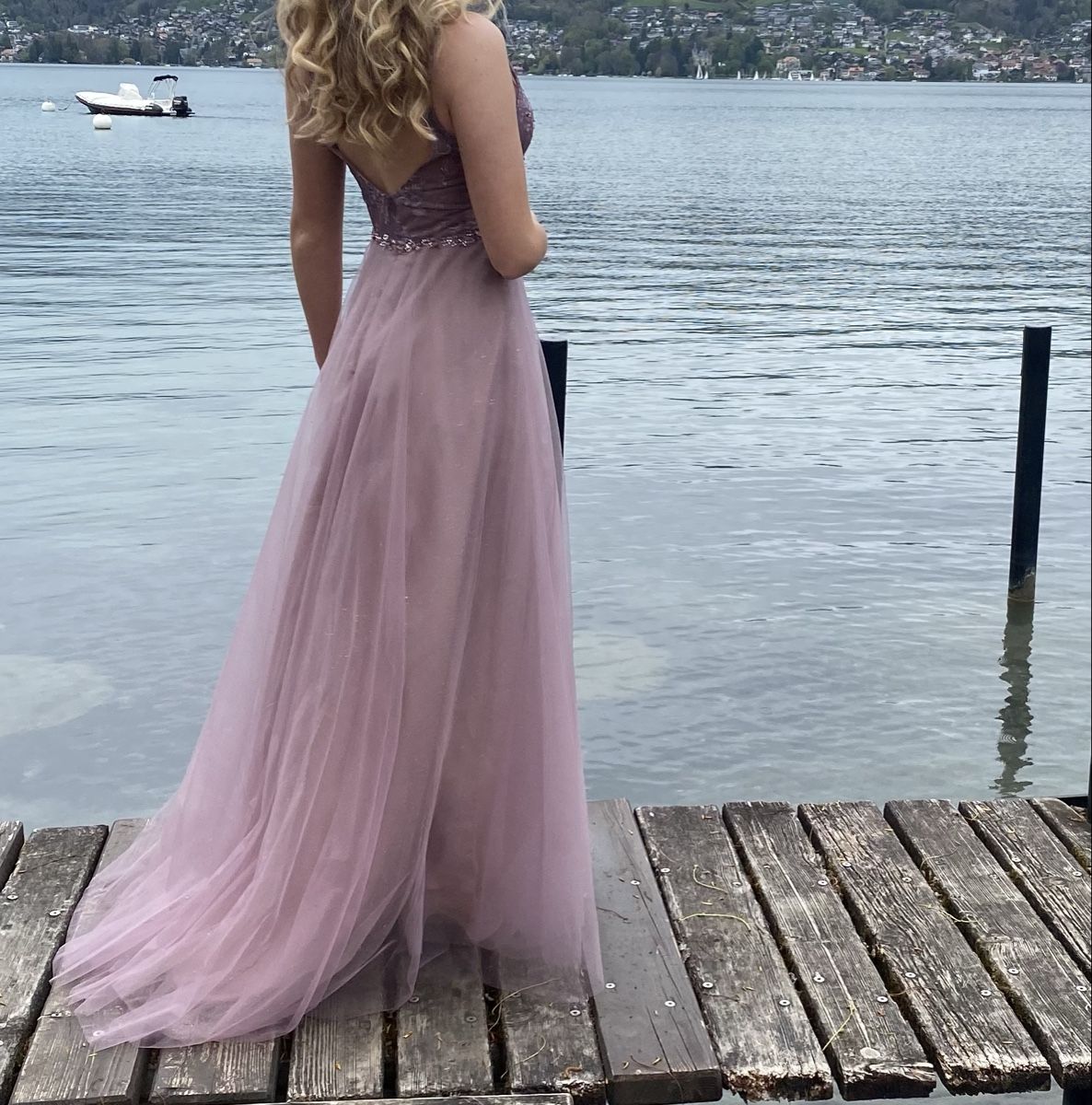 Vestiti: Festkleid Rosa  – Usato da Frutigen venduto da emi_55wp 1