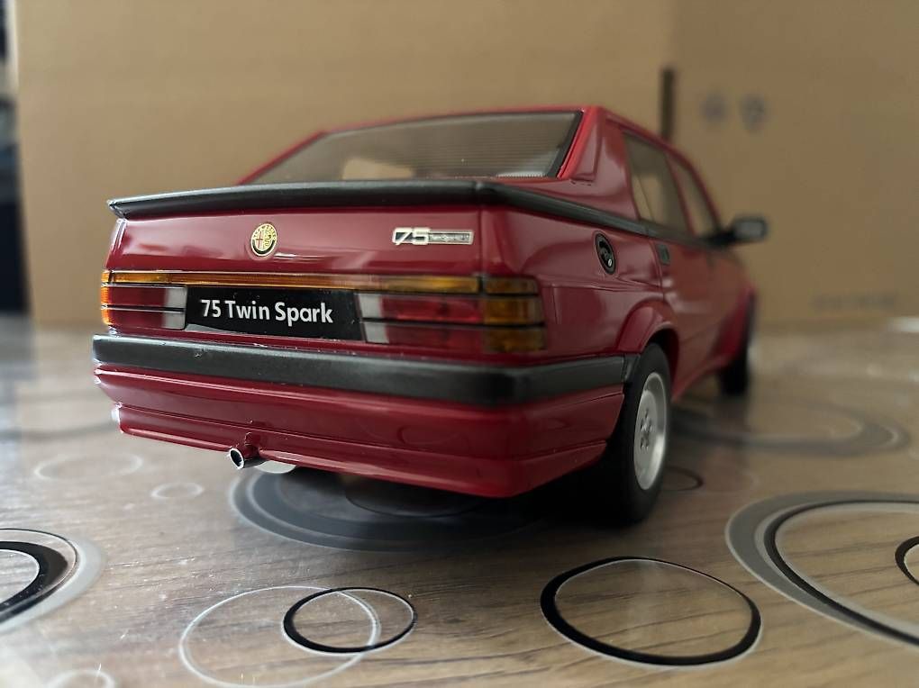 Modellbausätze & Standmodelle: Modellino Alfa Romeo 75 – Neu und originalverpackt aus Lodrino von angeloige 2