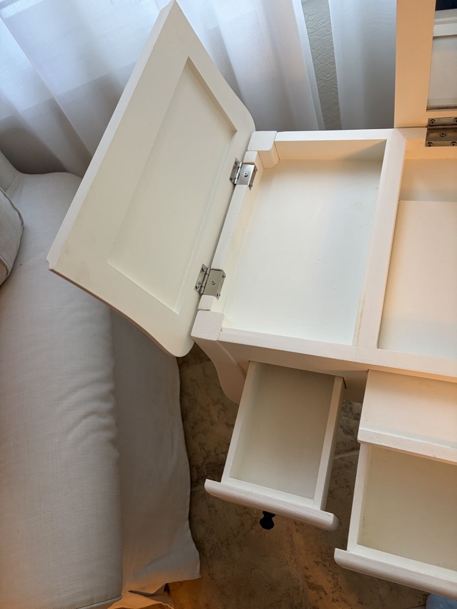 Maisons du monde Schminktische: Frisiertisch / Schminktisch (Coiffeuse Mathilde) – Gebraucht aus Rüschlikon von chr_2dl6 3