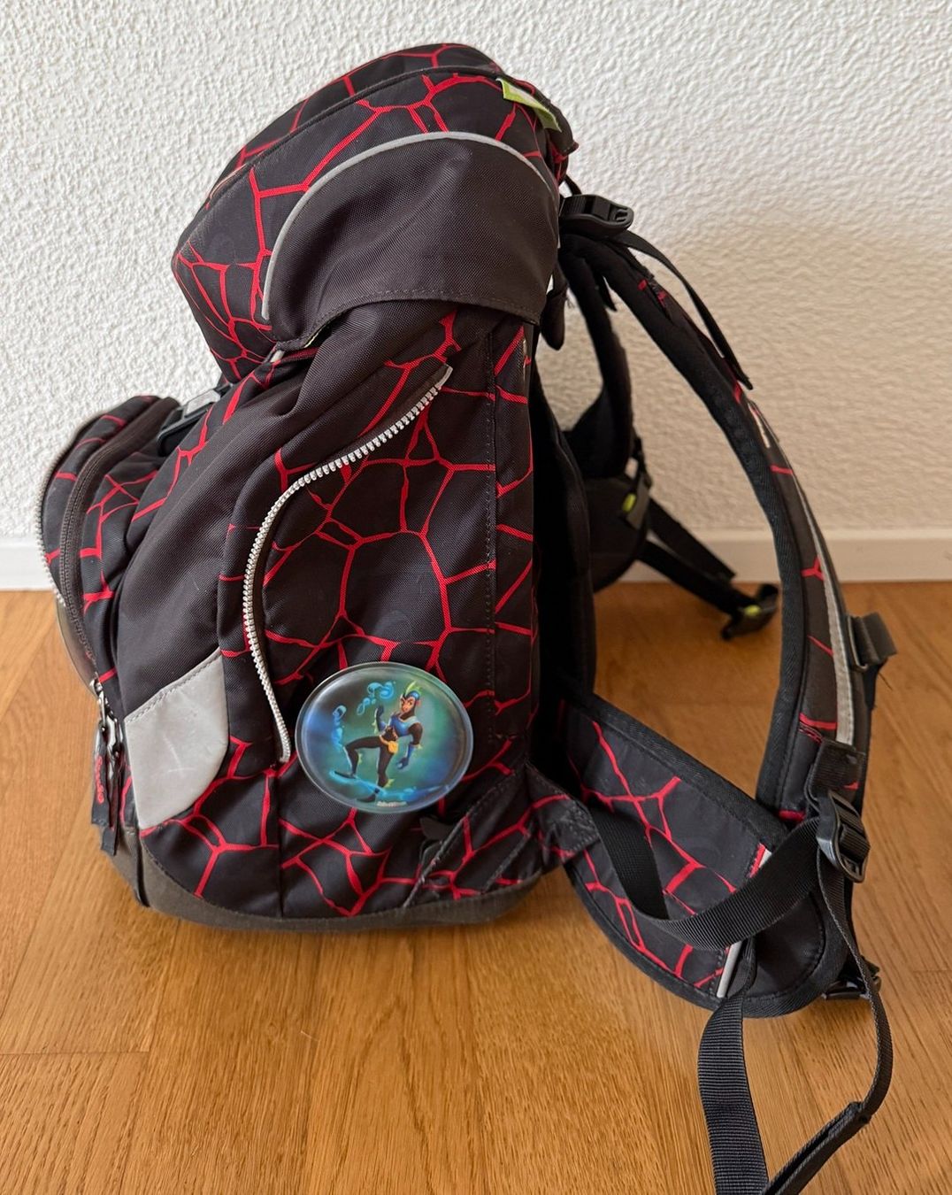 Ergobag Sacs & sacs à dos: Ergobag Schulrucksack Lava Superhelden inkl. 2 Etuis – D'occasion à Luzern par Dj_alexey 3