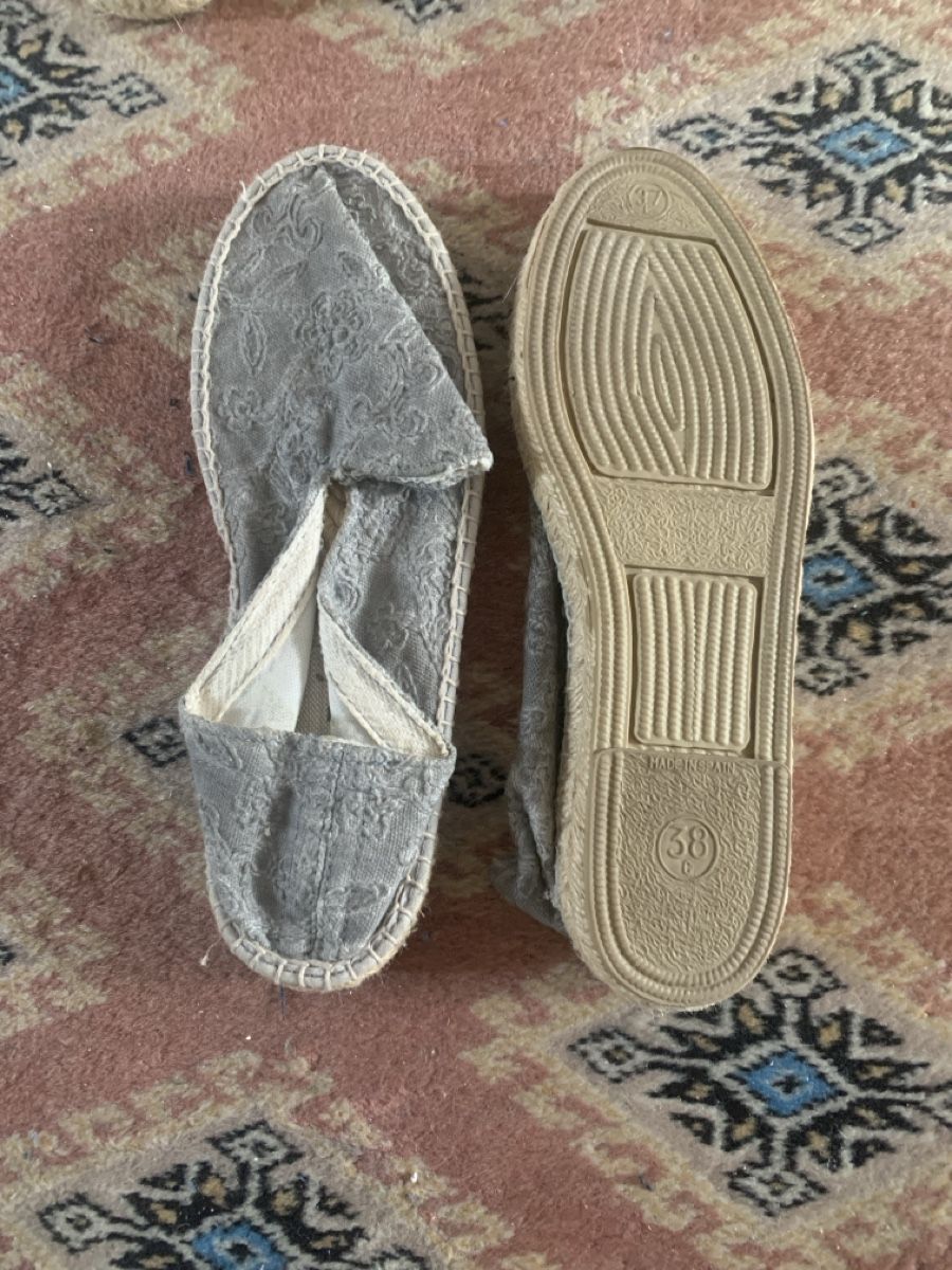 Herrenschuhe: Grau Espadrillas – Gebraucht aus Zürich von car_q97s