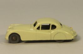 Matchbox Lesney 32A Jaguar XK140