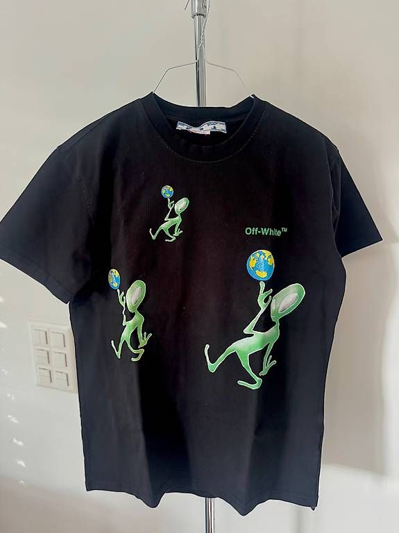 T-shirt: OFF-WHITE Alien Arrow Over Tee – Usato da Massagno venduto da whi_d5bd