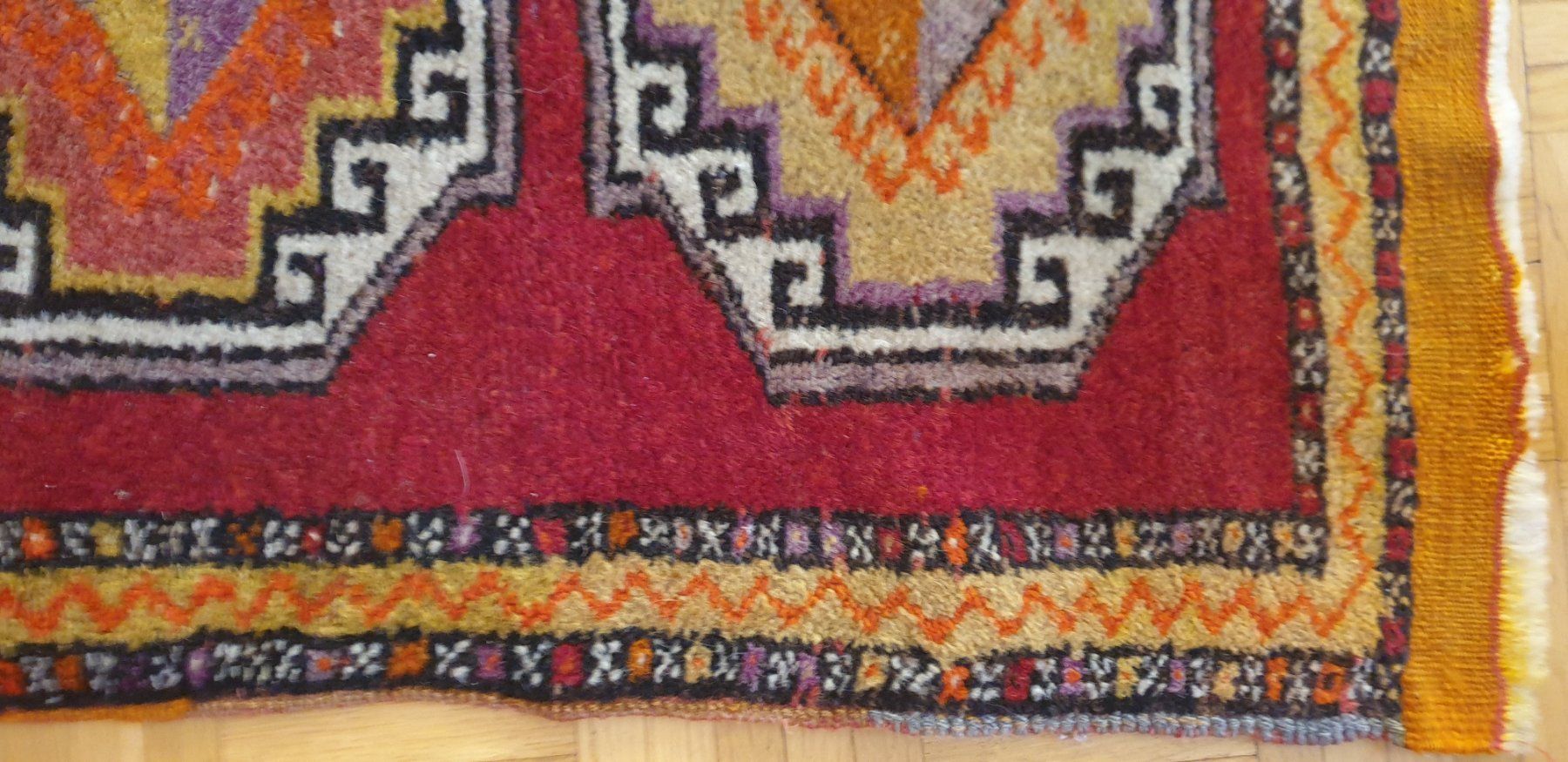 Teppiche: Teppich Marrokanisch wandteppich Länge93cm Breite 50 cm – Gebraucht aus Zürich von bre_22v9 5