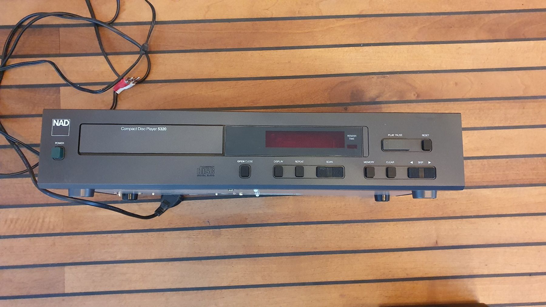 Nad Lettore multimediale & Streamer: NAD 5320 CD-Player HiFi Klassiker – Usato da Biberist venduto da stang4eva