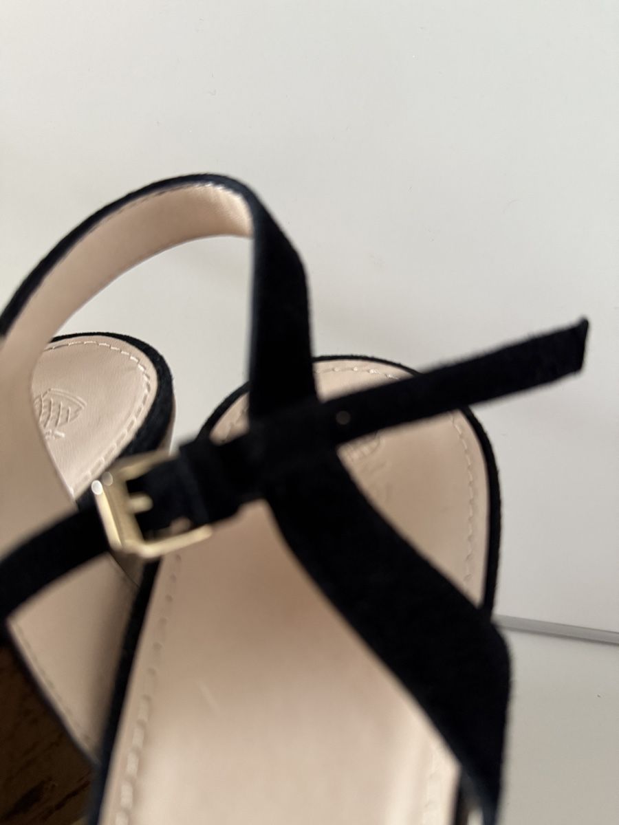 Damenschuhe: Navyboot Sandalen mit Keilabsatz, Grösse 40 – Neu (gemäss Beschreibung) aus Zürich von JOD213 2
