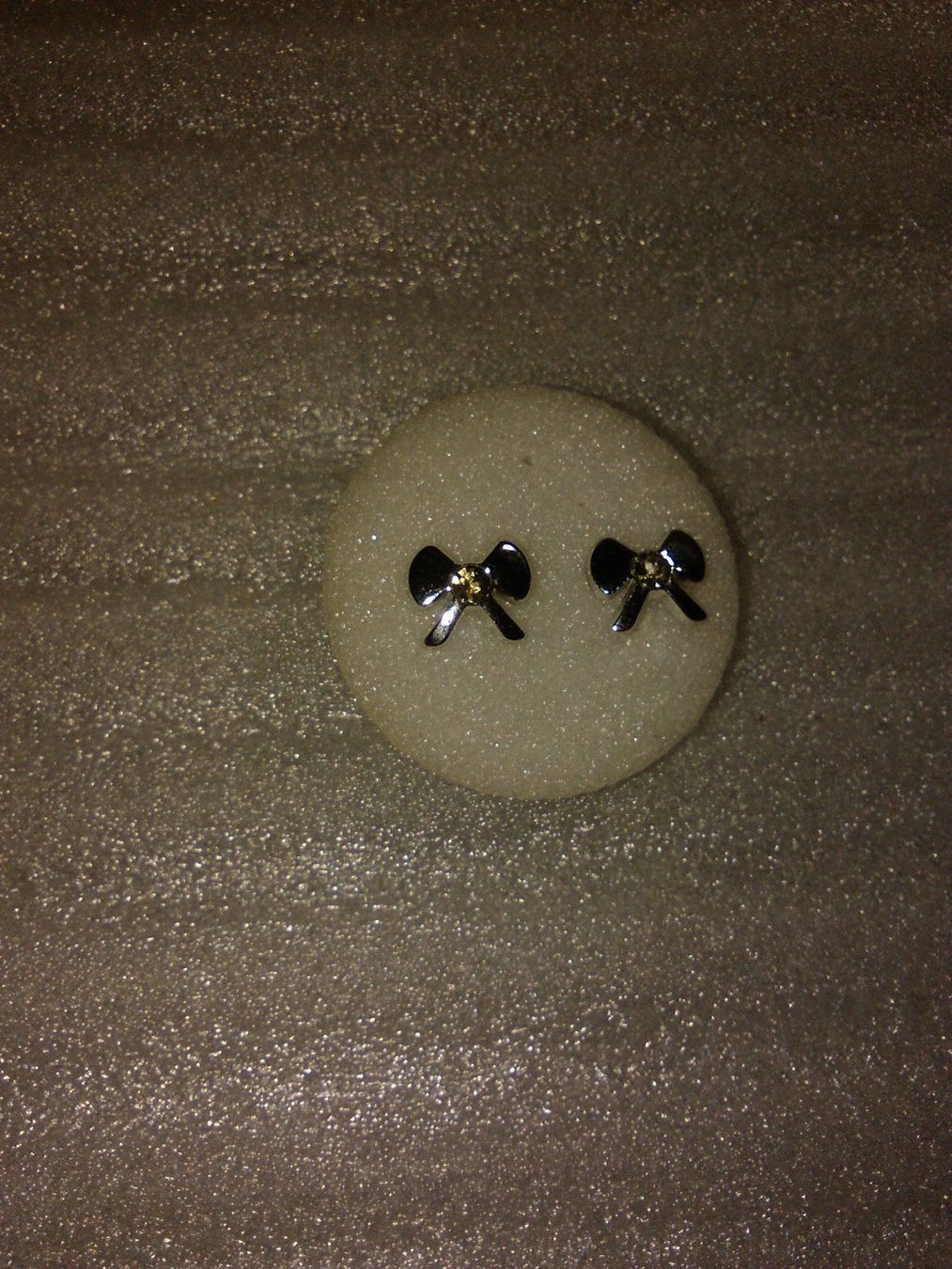 Boucles d'oreille: ohrringe modeschmuck,,2 blumen,,,glanzig – Neuf (Voir description) à Basel par bijoutrie_4 3