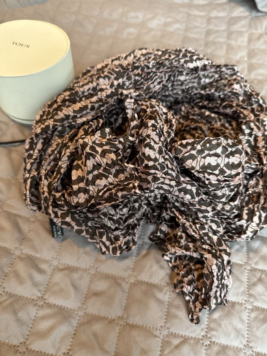 Foulard & Sciarpe: Tous silk scarf – Usato da Mendrisio venduto da ketolin
