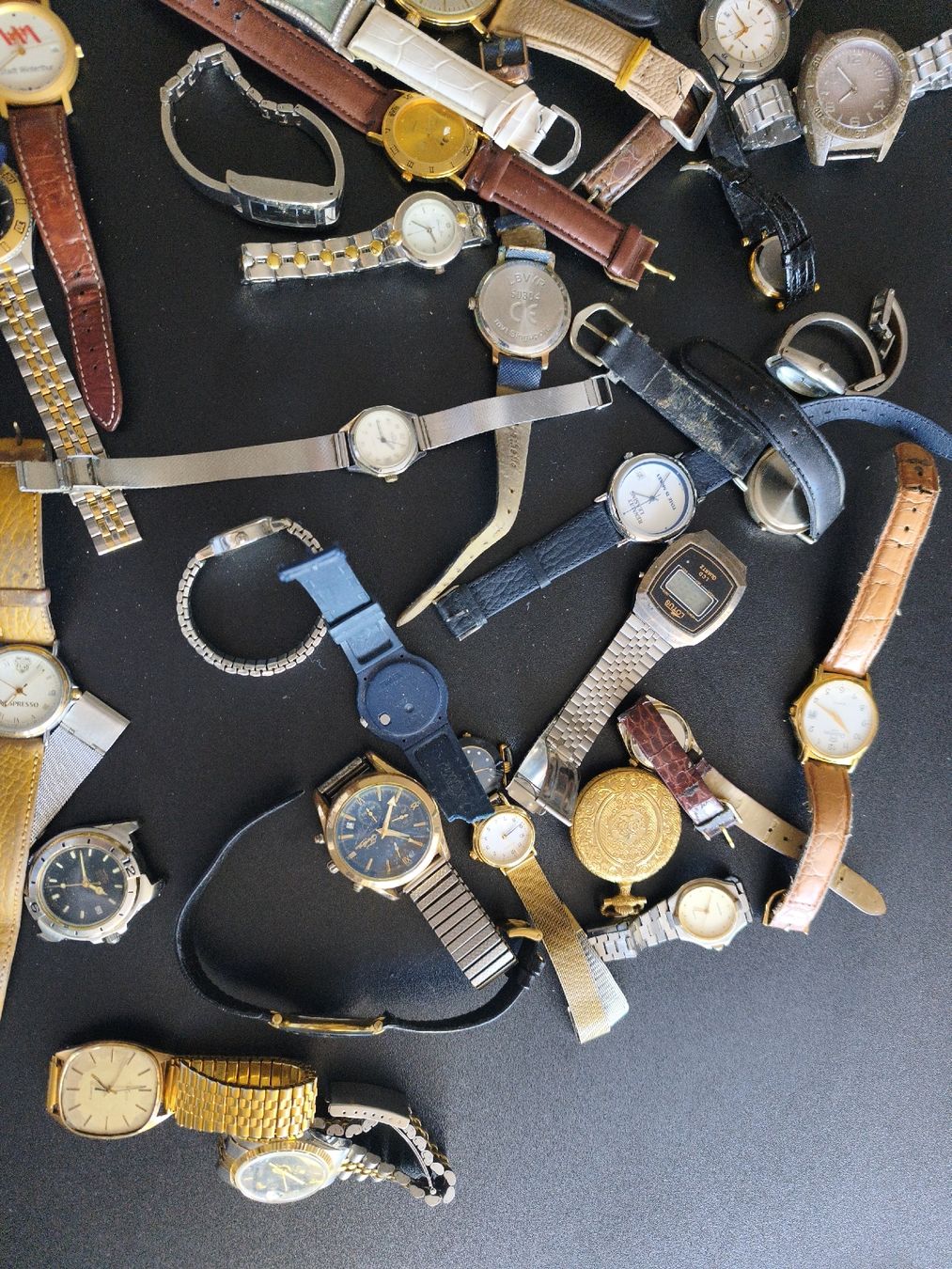 Orologi: Armbanduhr konvolut 2 – Difettoso da Kreuzlingen venduto da dad_9x7b 1