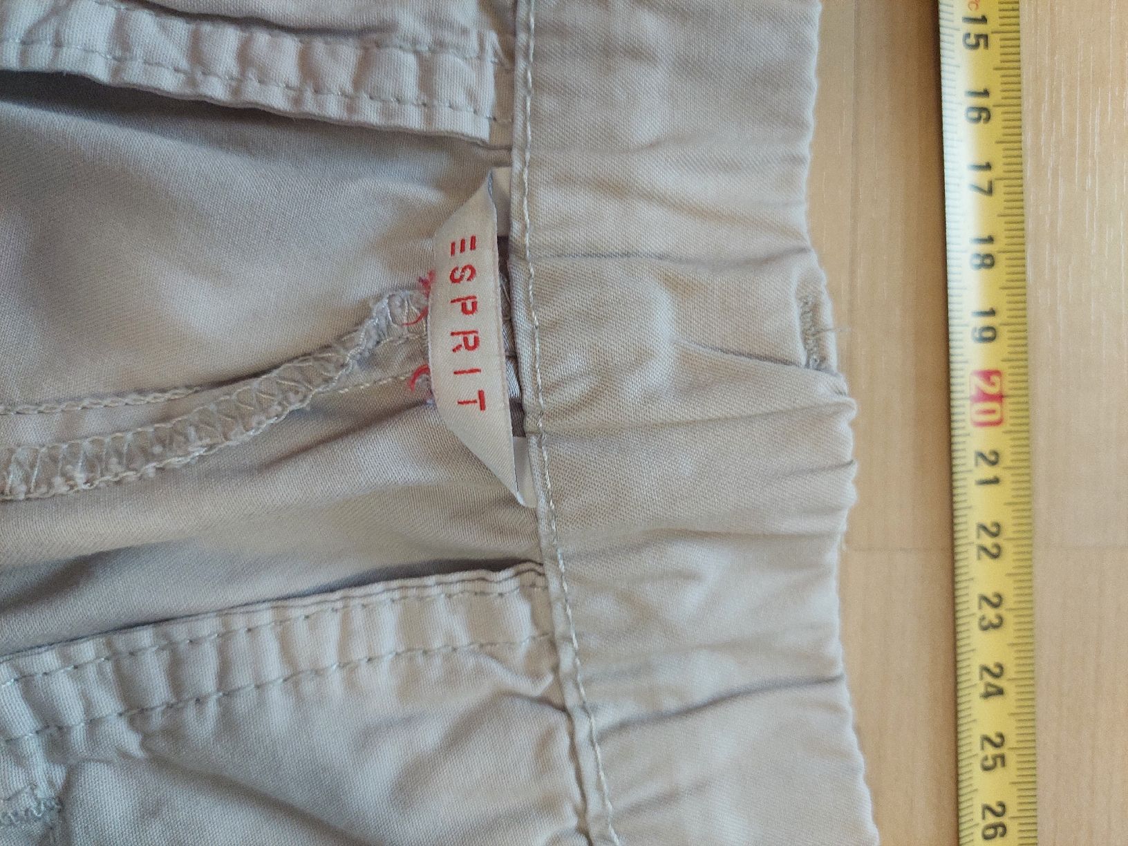 Esprit Pantaloni: Hosen Esprit beige/grau Baumwolle – Usato da Gränichen venduto da JaelRoost 2