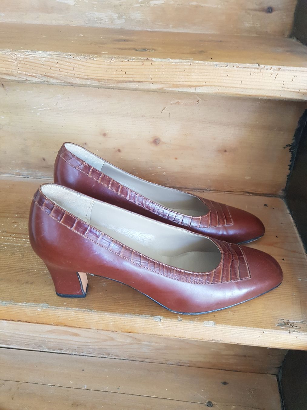 Salvatore Ferragamo Scarpe da donna: Salvatore-Ferragamo Pumps – Nuovo (secondo la descrizione) da Zweisimmen venduto da Adorable 3