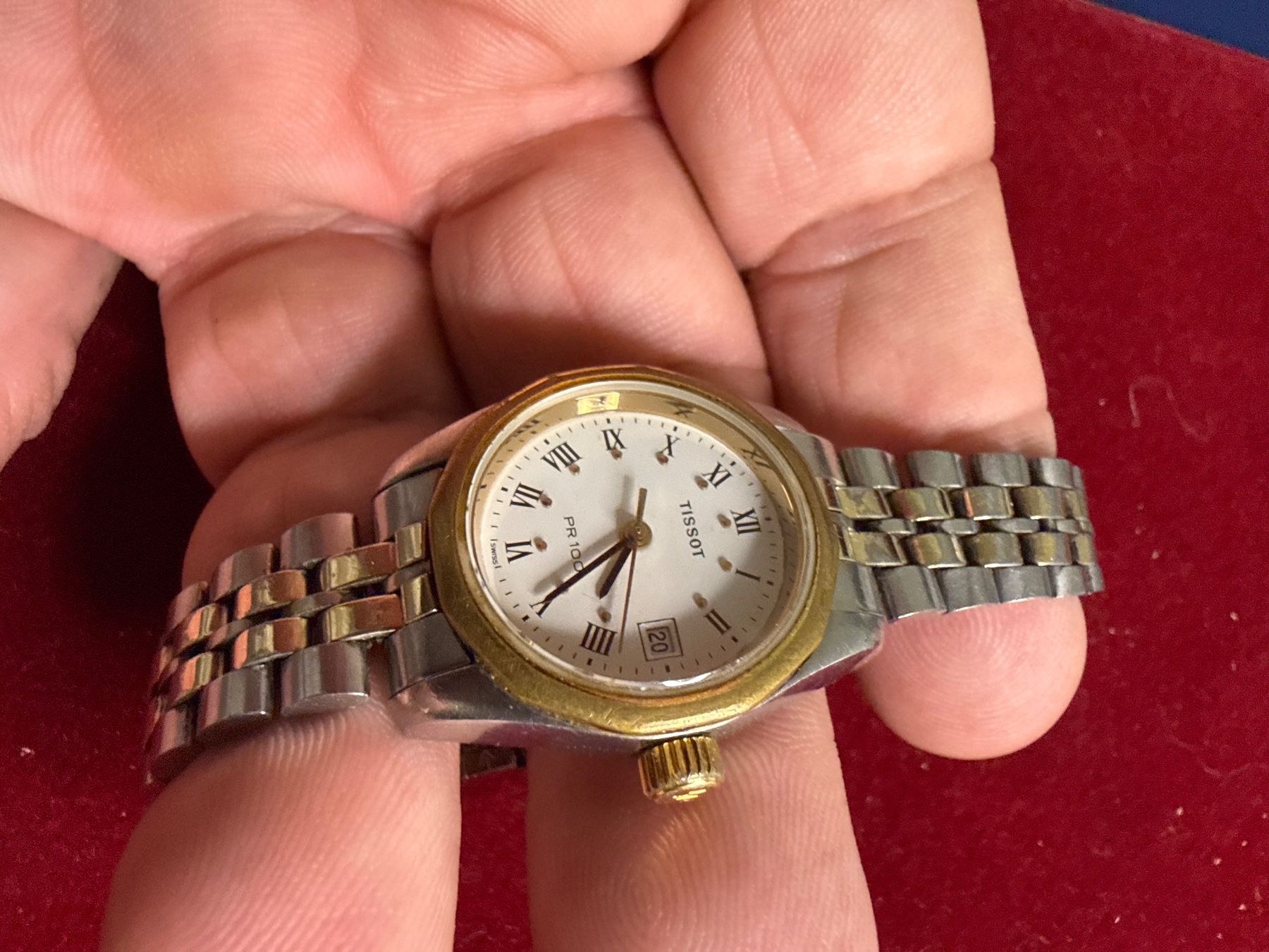 Tissot Uhren: Tissot PR 100  Quarz 25 mm – Gebraucht aus Pfeffingen von Allhandelklgwatches 1