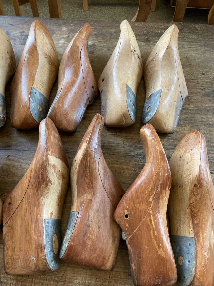 Articoli in legno: Holz Schuhleisten 8 Paare – Usato da Zürich venduto da Mueschelmau 6