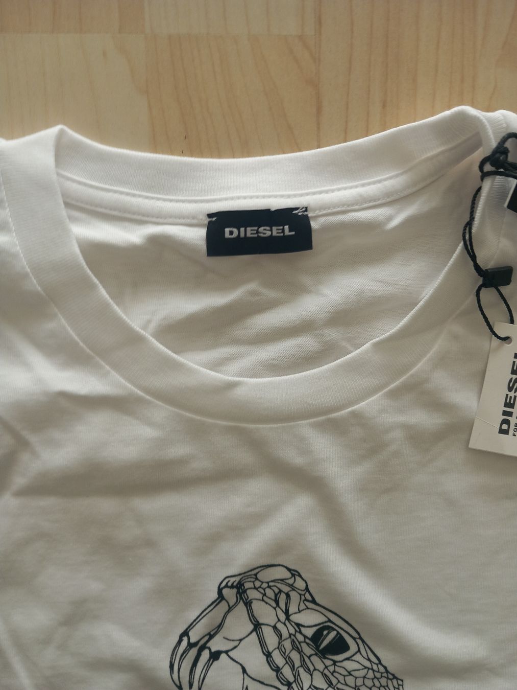 Diesel T-shirt: T-Shirt – Nuovo (secondo la descrizione) da Buchs AG venduto da tac_zz5h 1