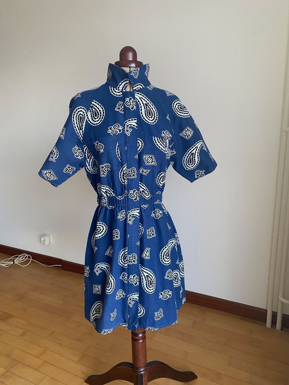 Lacoste Vestiti: Robe Lacoste taille S – Usato da Basel venduto da Maria-Alexa 1
