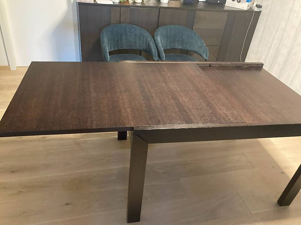 Tavoli: Table massif 80 x 120 cm ; extensible: 240 cm – Usato da Lausanne 26 venduto da anaxena 3